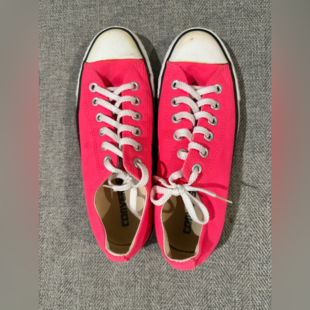 Converse Vibrant Pink Canvas Sneakers Womens 8
